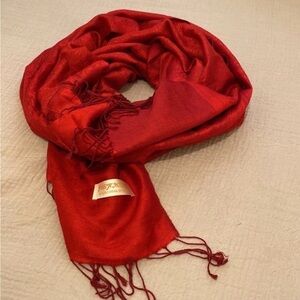 Pashmina red 70% pashmina 30% silk scarf. Perfect condition